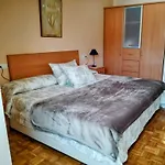 Villamarinera Familia Appartamento *